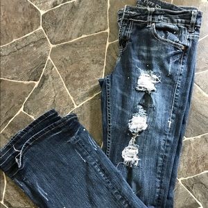 Cowgirl Tuff Jeans 28/33